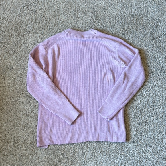Lululemon Sweater (never worn) - Picture 2 of 3